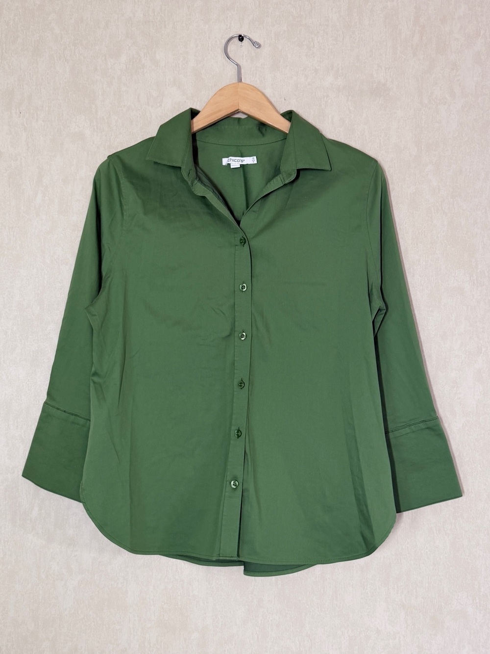 Chico’s Women’s Relaxed Button Down Shirt Collared Longsleeve in Green 1.5/US 10